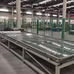 Vakum Sıcak Preslenmiş Cam Platformu Bal Arısı Panel Yapma Makinesi