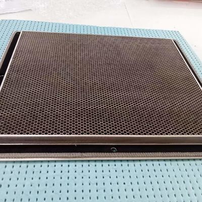 Metal Paslanmaz Çelik Bal Köpeği Hava Düzleyicisi Nokta Kaynak 6.4mm