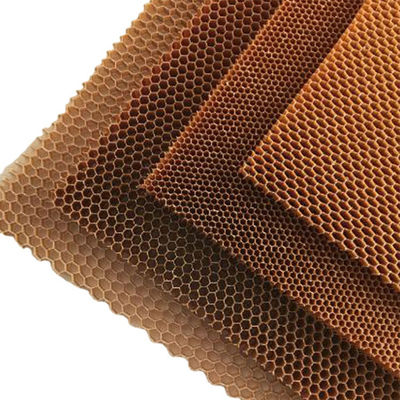Boyut 4x8 Özel kalınlık Aramid bal arısı çekirdeği Yüksek nem direnci ile