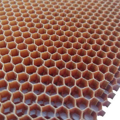 Ateşe dayanıklı Aramid Bal çekirdeği 3.2mm Hücre boyutu Özelliklendirilebilir Çeşitli kalınlıklar