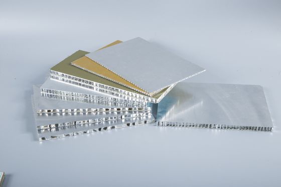 Standart Boyut 1220 * 2440mm Binalar için Alüminyum Bal Arısı Panelleri
