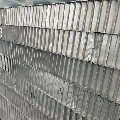 Demiryolu Transit Alüminyum Bal çekirdek panosu için kaynaklı bal çekirdek panosu Satılık