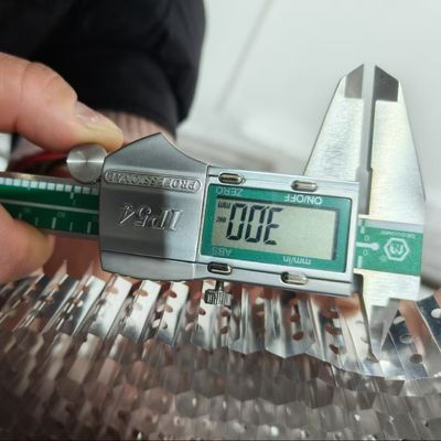 Çakma Delikleri Alüminyum bal kovanı çekirdeği 5.5 mm.