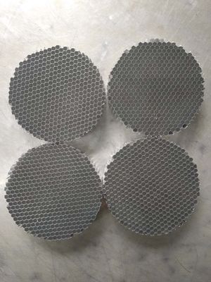 Oksijen jeneratörü ekipmanları için 30mm Dia Dairesel Alüminyum Bal Arısı Louver