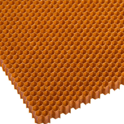 Havacılık Nomex Honeycomb Core Malzemesi yoğunluğu 48kg/m3 ve hücre boyutu 3.2mm ile süper hafif yorgunluk karşıtı uygulamalar için