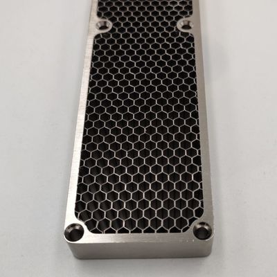Paslanmaz Çelik Çerçeve Metal Bal Köpeği Çekirdek 20x20mm EMI Koruma için