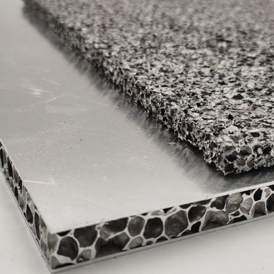 500x500mm Alüminyum Yüzlü Köpük Çekirdek Panelleri Yüksek Güçlü Süper Basınç