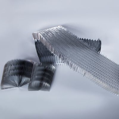 Çizgi şeklinde Alüminyum Bal çekirdeği 1667x25x10mm