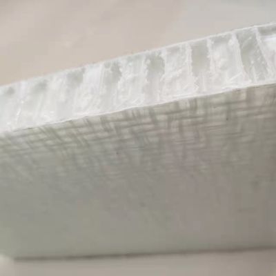 FRP Fiberglass Honeycomb Sandwich Panel İyi Etki Sertliği